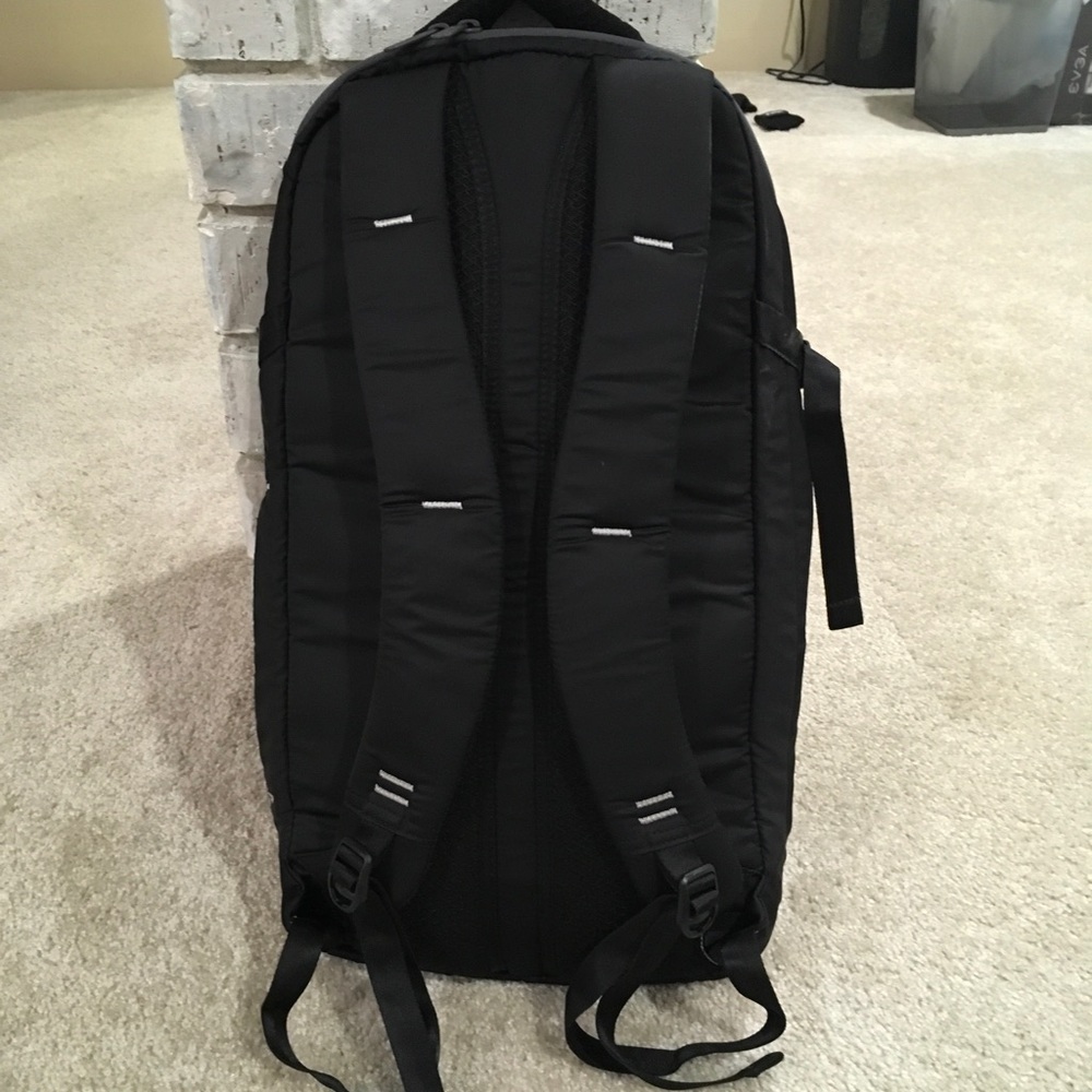 Manduka Go Free 2.0 Backpack - Picture 5 of 5